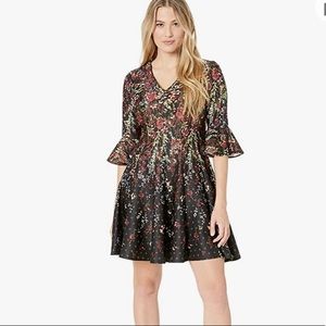 Gabby Skye Women's 3/4 Bell Sleeve V-Neck Scuba Fit and Flare Dress 12